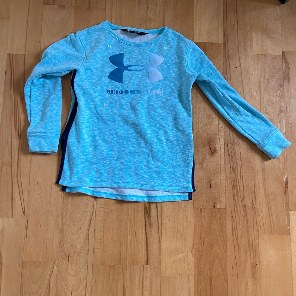 Under Armour Sweatshirt Size Medium